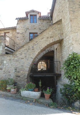 Saint Rome de Tarn 12490 Moulin de l`Enne arcades